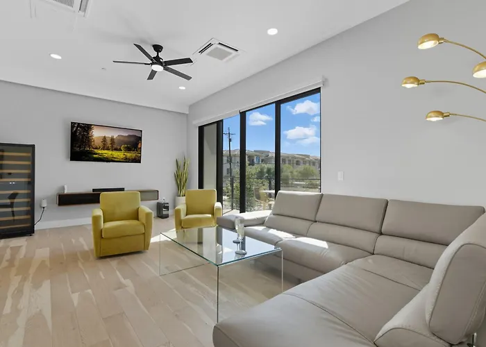 Papago Townhouse-rooftop Deck-old Town Holiday home Scottsdale